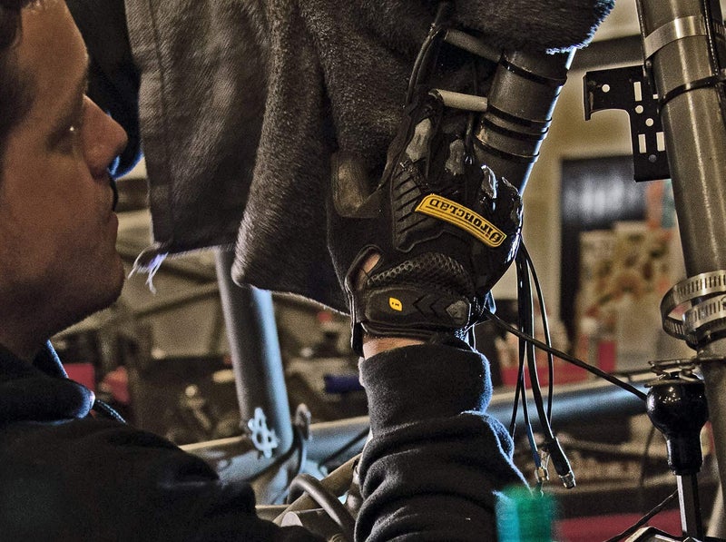 Ironclad X-Large Black Touchscreen Command Impact Work Gloves, Hand Safety, Anti-Vibration Reducing Pads, Sweat Management, Hook & Loop Closure - Image 3